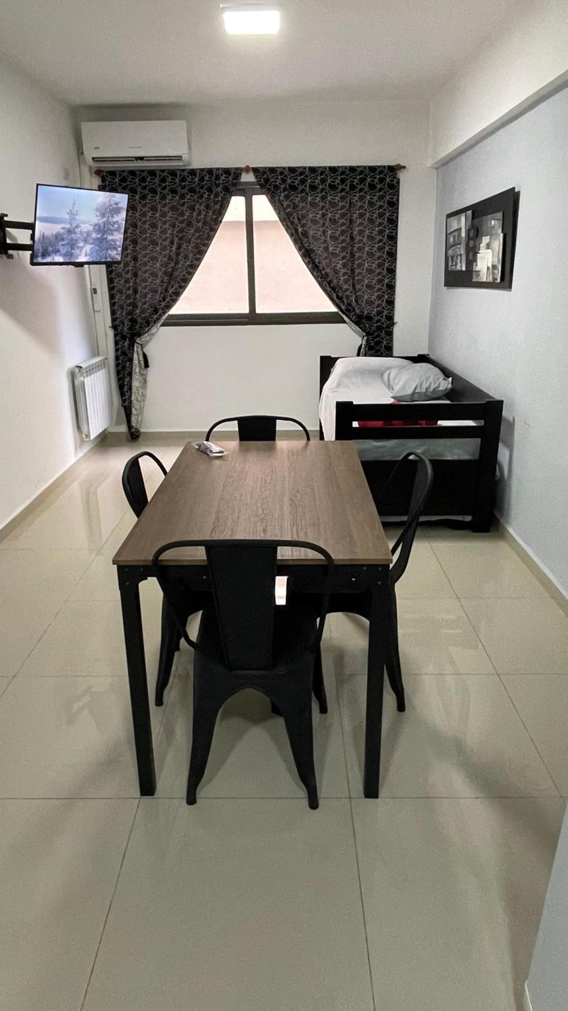 Departamento En Carlos Paz 4p *